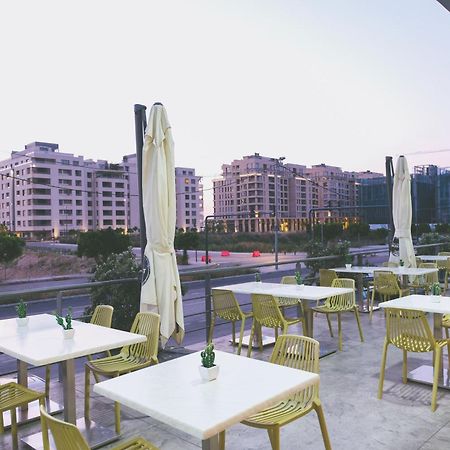The Stay Furnished Apartments Dbayeh Ngoại thất bức ảnh
