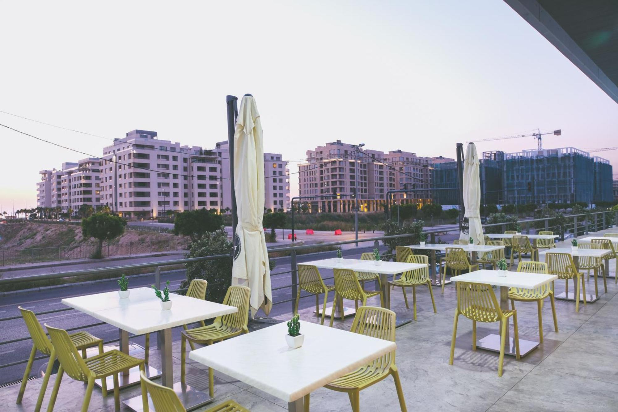 The Stay Furnished Apartments Dbayeh Ngoại thất bức ảnh