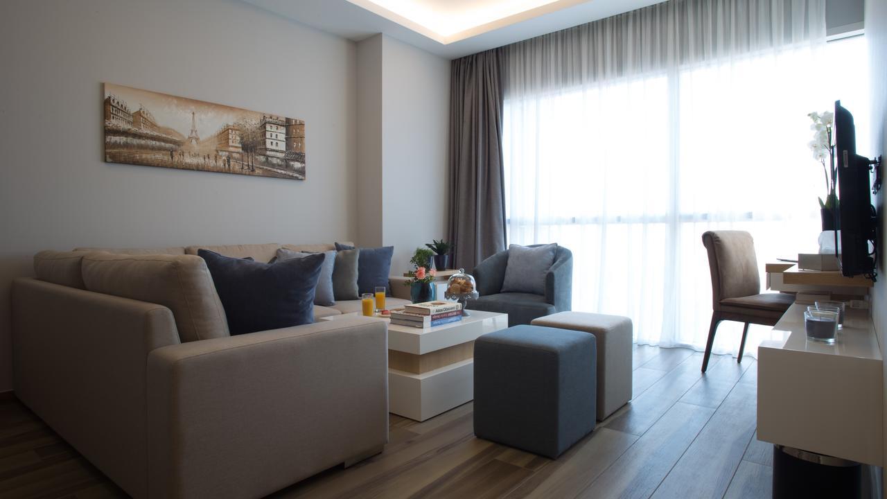 The Stay Furnished Apartments Dbayeh Ngoại thất bức ảnh